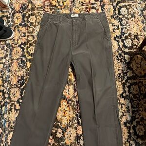 Mens Calvin Klein grey cotton 36/30 pant. Good co Dutton